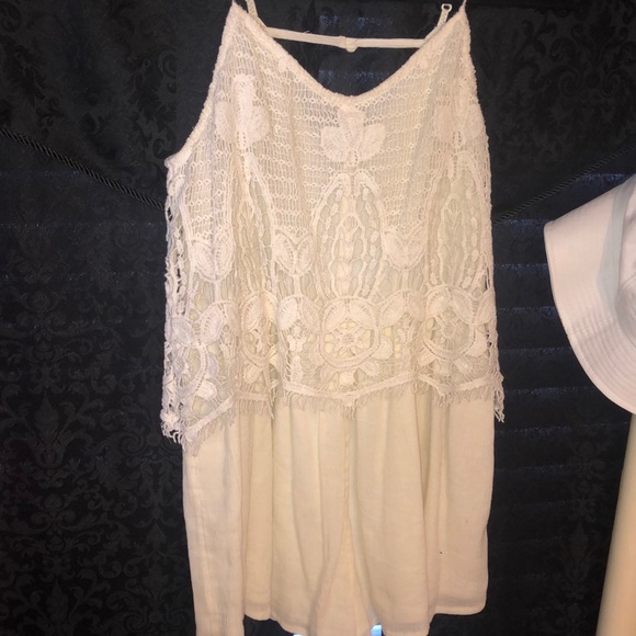 Romper - Picture 1 of 2